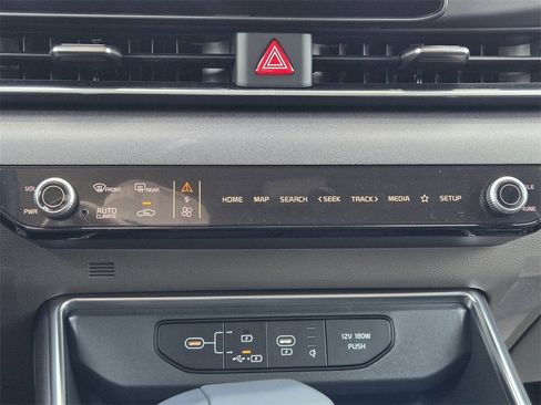 New 2026 Kia Carnival EX image 14