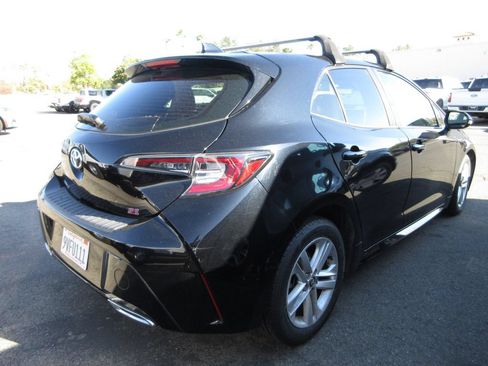 Used 2020 Toyota Corolla SE FWD image 3