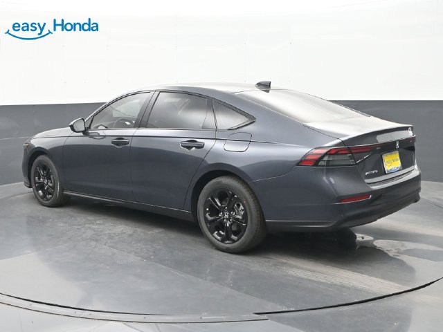 Used 2025 Honda Accord SE image 5