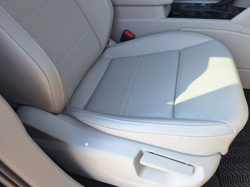 Used 2022 Volkswagen Atlas SE image 28