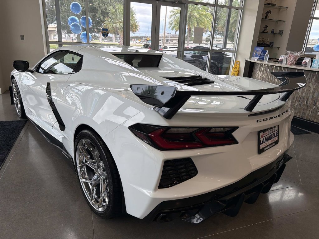 Used 2026 Chevrolet Corvette Stingray Preferred Conv w/ 2LT RWD image 7
