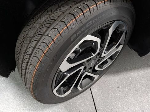 New 2026 Chevrolet Trax RS w/ Driver Confidence Package FWD image 9
