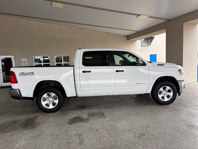 Used 2025 RAM 1500 Big Horn AWD/4WD image 7
