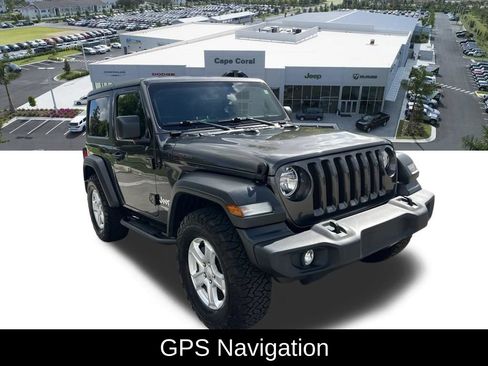 Used 2021 Jeep Wrangler Sport AWD/4WD image 3