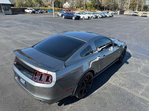 Used 2013 Ford Mustang GT image 9