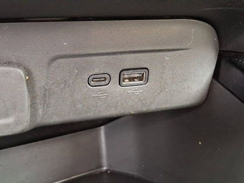 Used 2025 Chevrolet Trax ACTIV w/ Driver Confidence Package image 28