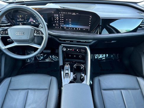 Certified 2025 Audi Q5 Premium Plus w/ Premium Plus image 13