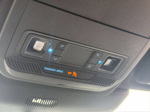 Certified 2025 Ford Explorer ST-Line AWD/4WD image 22