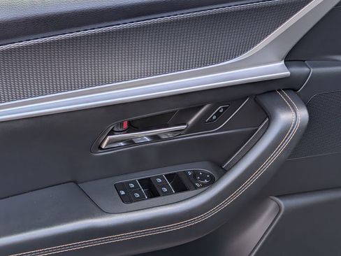 Used 2024 MAZDA CX-90 3.3 Turbo w/ Preferred Plus image 17