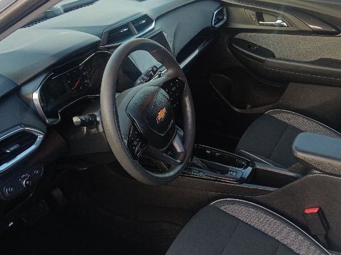 Used 2022 Chevrolet TrailBlazer LT image 5