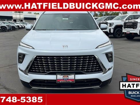 New 2026 Buick Enclave Avenir w/ Super Cruise Package image 8