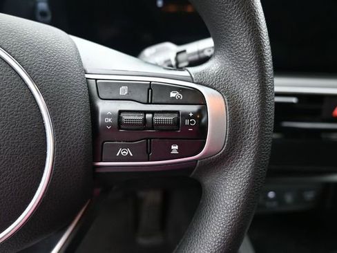 Used 2025 Kia K5 LXS FWD image 20