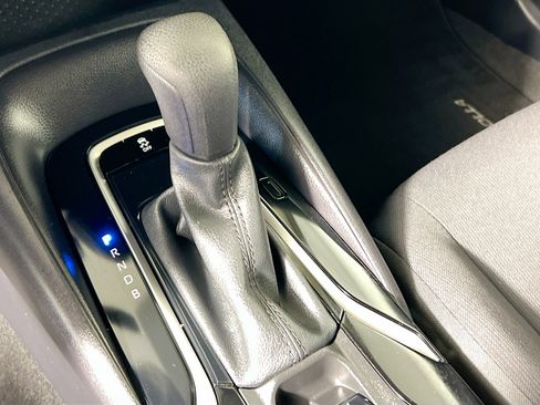 Used 2022 Toyota Corolla LE image 24