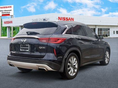 Used 2020 INFINITI QX50 Luxe w/ Cargo Package AWD/4WD image 4