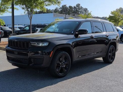 Certified 2022 Jeep Grand Cherokee L Laredo RWD image 7