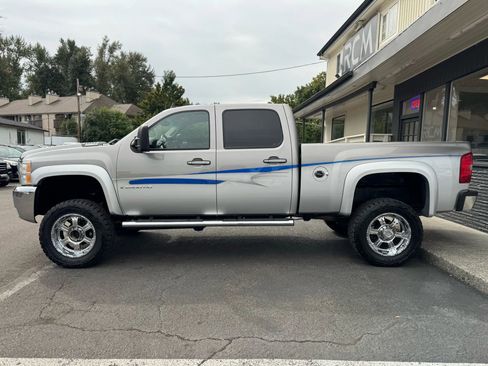Used 2008 Chevrolet Silverado 2500 LTZ w/ Suspension Package, Off-Road image 4