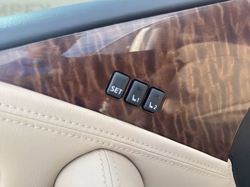 Used 2019 Nissan Armada Platinum w/ Captain's Chairs Package image 10