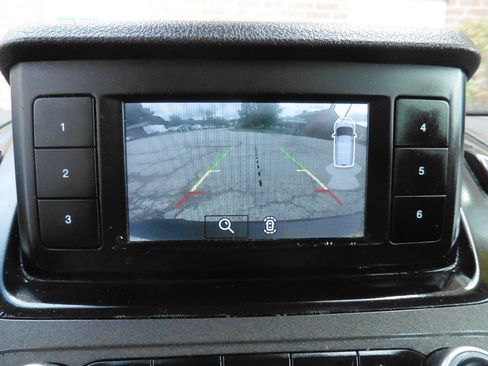 Used 2019 Ford Transit Connect XL FWD image 3