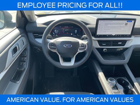 New 2026 Ford Explorer Active w/ Active Comfort Package AWD/4WD image 13