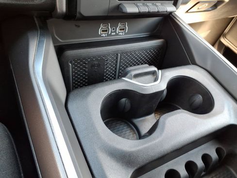 Used 2025 RAM 1500 Big Horn AWD/4WD image 24