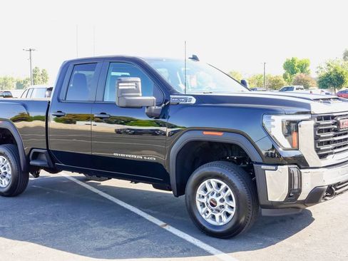 New 2026 GMC Sierra 2500 Pro w/ 1SA Pro Safety Plus Package AWD/4WD image 6