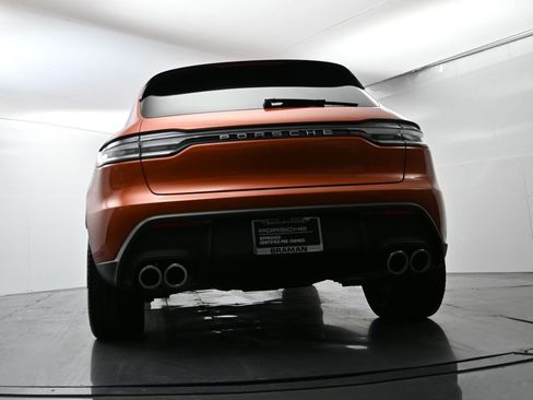 Certified 2025 Porsche Macan image 49