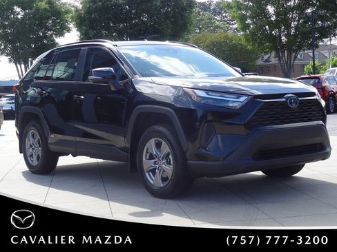 Used 2024 Toyota RAV4 XLE w/ Convenience Package AWD/4WD image 1