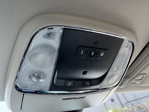 Used 2018 Chrysler 300 Limited w/ Safetytec Plus Group RWD image 30