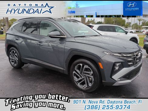 Certified 2025 Hyundai Tucson Limited image 1