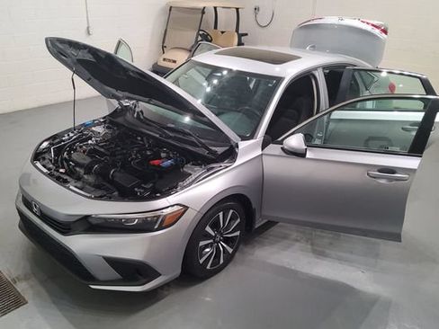 Used 2023 Honda Civic EX image 11