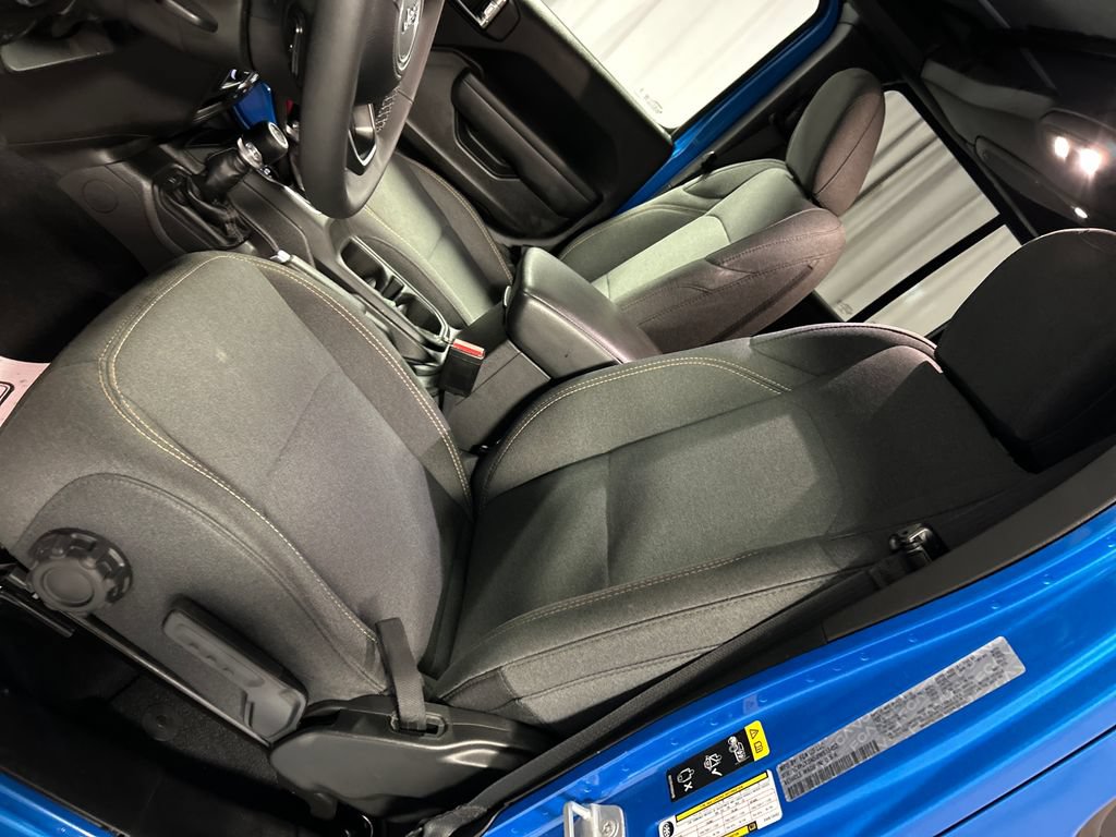 Used 2025 Jeep Wrangler Unlimited Sport AWD/4WD image 12