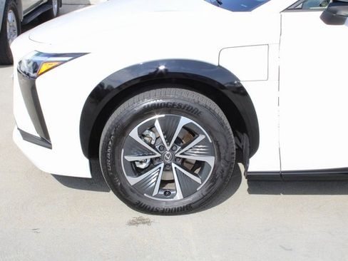Certified 2024 Lexus RZ 300e Premium w/ Accessory Package (Z1) image 4