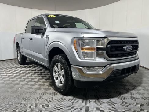 Used 2022 Ford F150 XLT w/ Trailer Tow Package AWD/4WD image 2