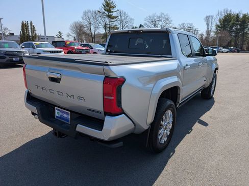 Used 2024 Toyota Tacoma Limited AWD/4WD image 6