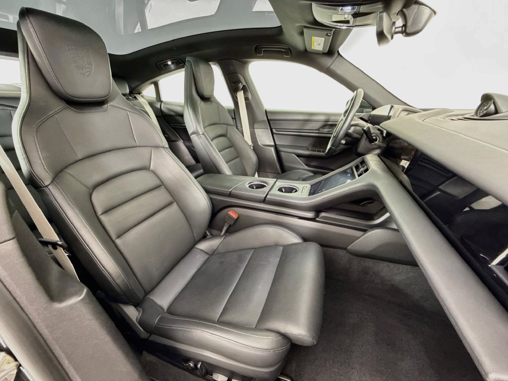 Certified 2024 Porsche Taycan RWD image 30