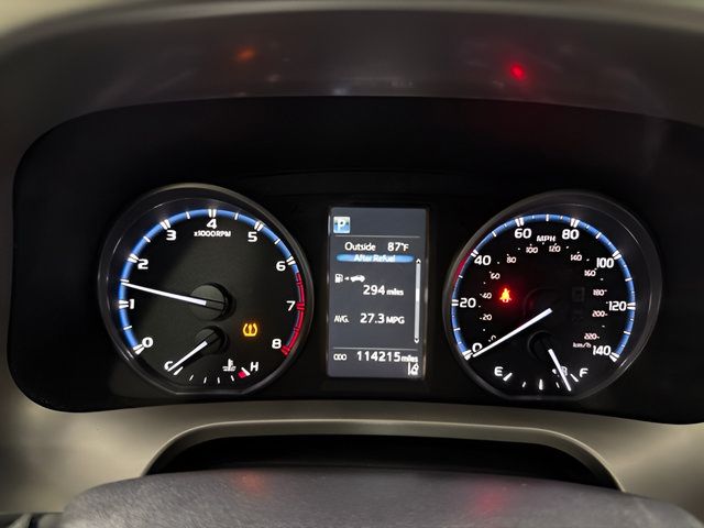 Used 2017 Toyota RAV4 XLE FWD image 19