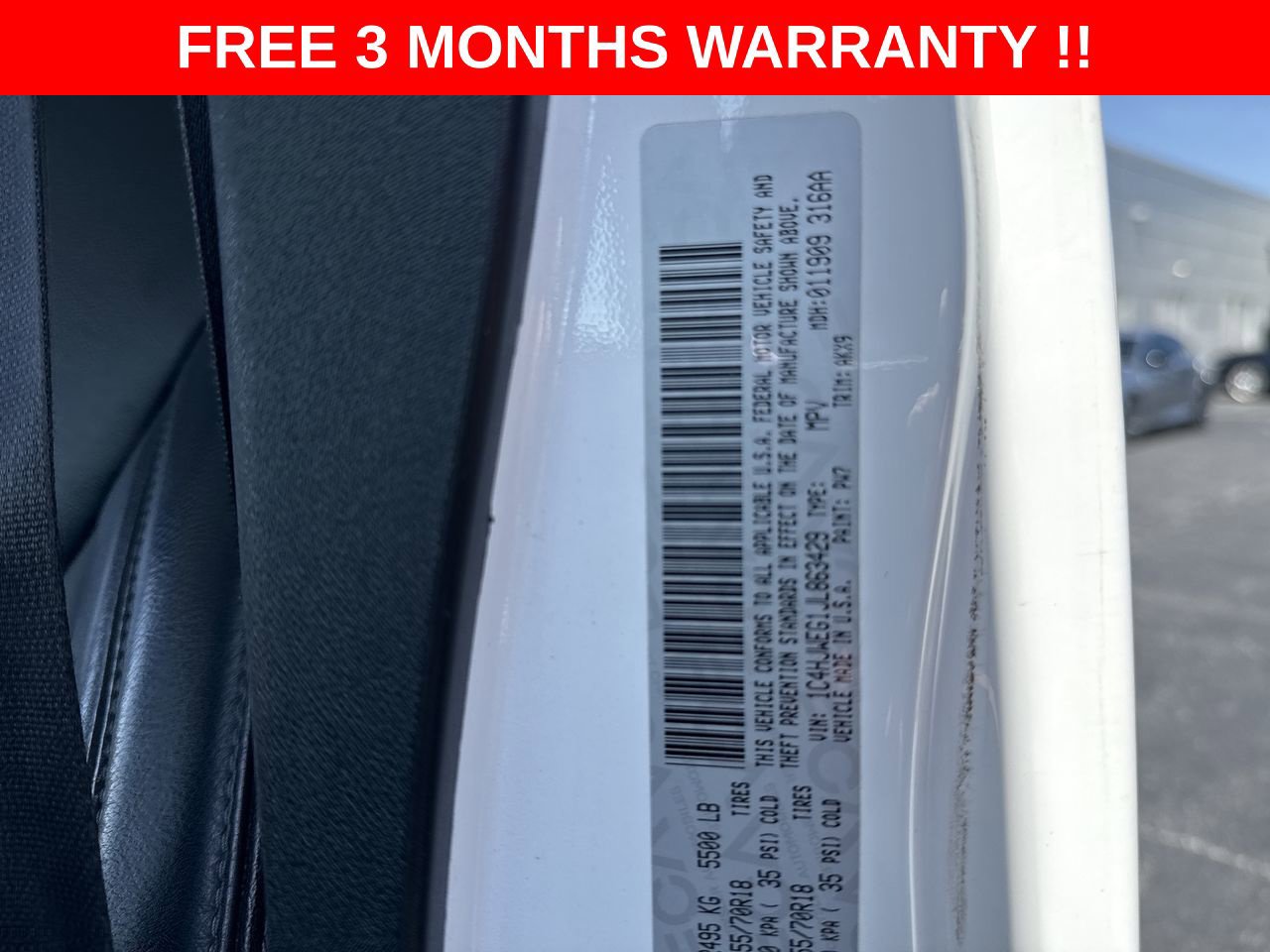 Used 2018 Jeep Wrangler Unlimited Sahara AWD/4WD image 29