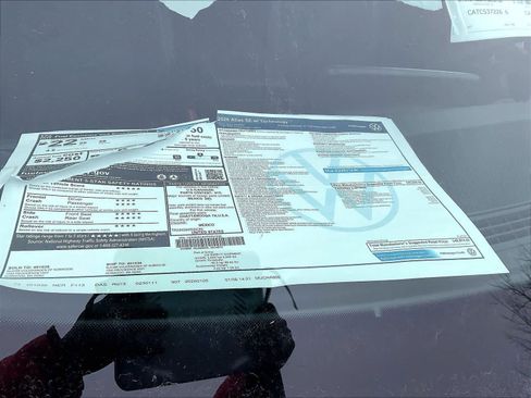 New 2026 Volkswagen Atlas SE image 17