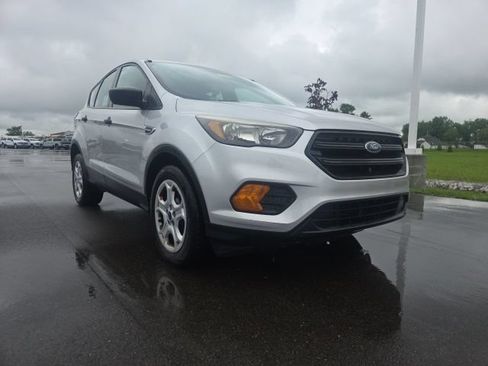 Used 2018 Ford Escape S FWD image 1