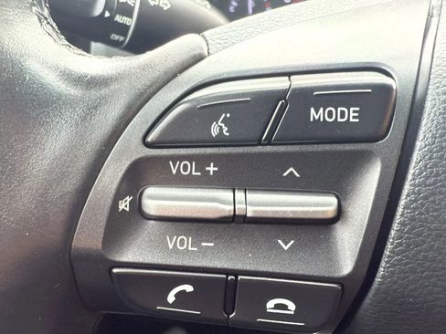 Used 2021 Hyundai Kona SEL image 12