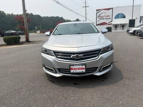 Used 2018 Chevrolet Impala Premier FWD image 4