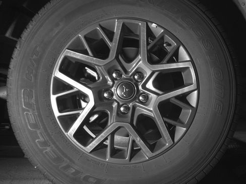 Used 2025 Jeep Wrangler Sahara image 15