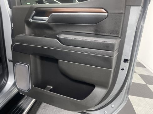 Used 2025 GMC Sierra 1500 Denali w/ Denali Reserve Package image 19