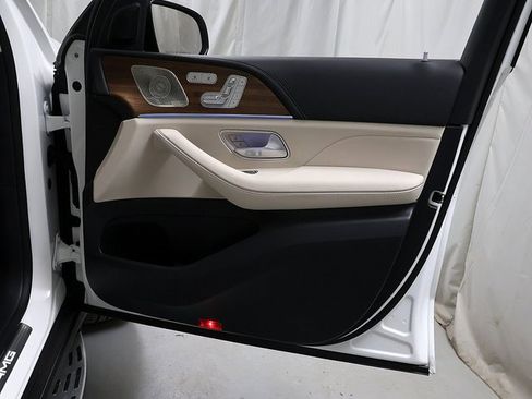 Certified 2026 Mercedes-Benz GLE 53 AMG 4MATIC image 37