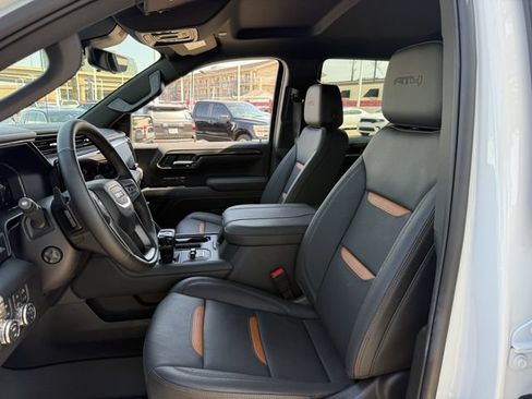 Used 2026 GMC Sierra 1500 AT4 w/ AT4 Premium Package AWD/4WD image 27