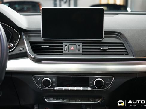 Used 2018 Audi SQ5 Prestige image 25