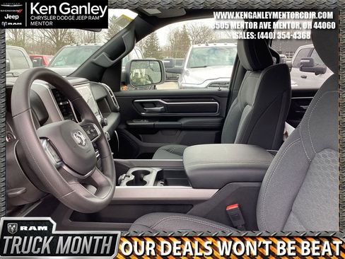 New 2026 RAM 1500 4x4 Crew Cab image 14