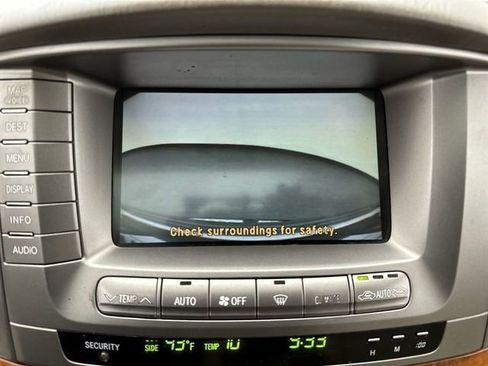 Used 2006 Lexus LX 470 4WD image 18
