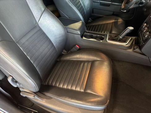 Used 2010 Dodge Challenger R/T RWD image 22