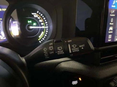 Used 2024 Jeep Wrangler Unlimited image 55